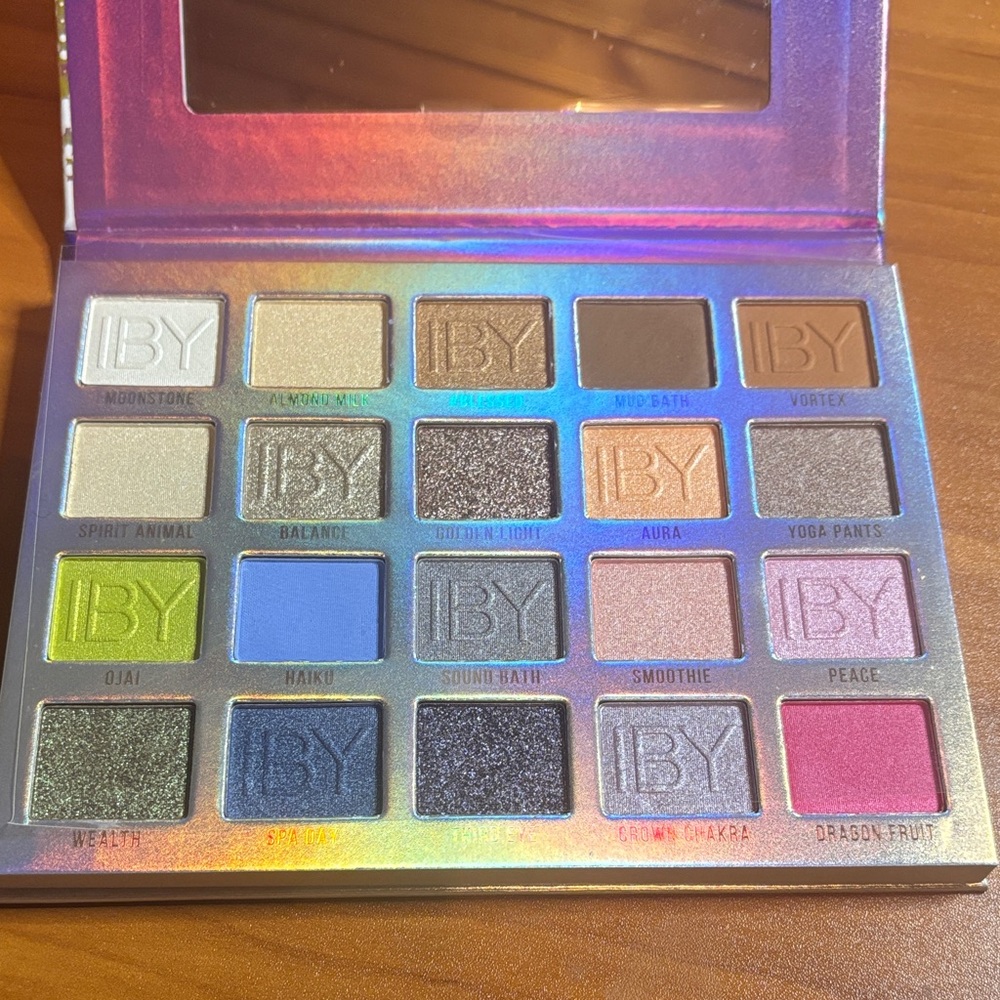 IBY Enlighten Eyeshadow Palette - Diverse Color Collection